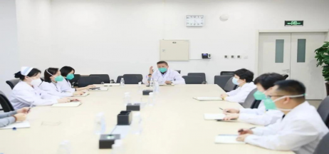 人民醫(yī)院為人民，市二院舉全院之力保障醫(yī)療救治，牢守生命防線！