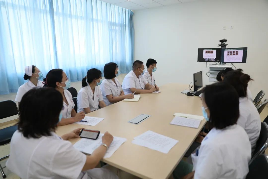 全省首家！中國(guó)醫(yī)科大學(xué)附屬第一醫(yī)院專家來“查房”，家門口享國(guó)內(nèi)優(yōu)質(zhì)醫(yī)療資源！(圖4)