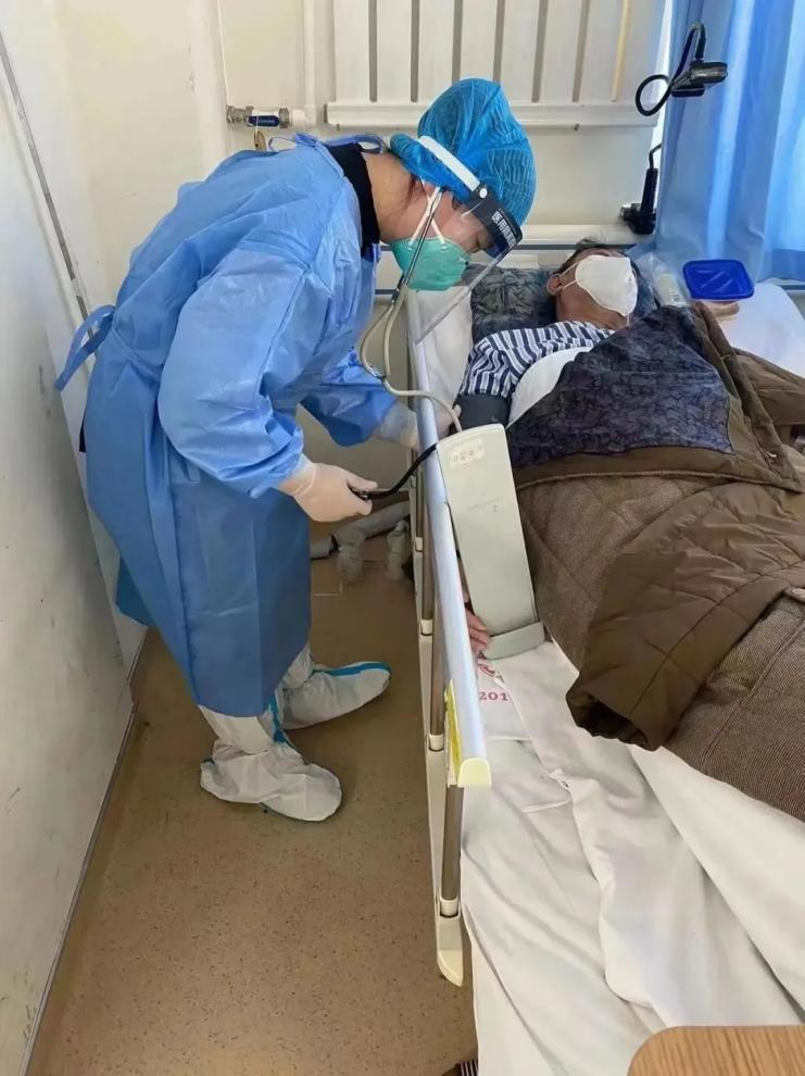 人民醫(yī)院為人民，市二院舉全院之力保障醫(yī)療救治，牢守生命防線！(圖4)